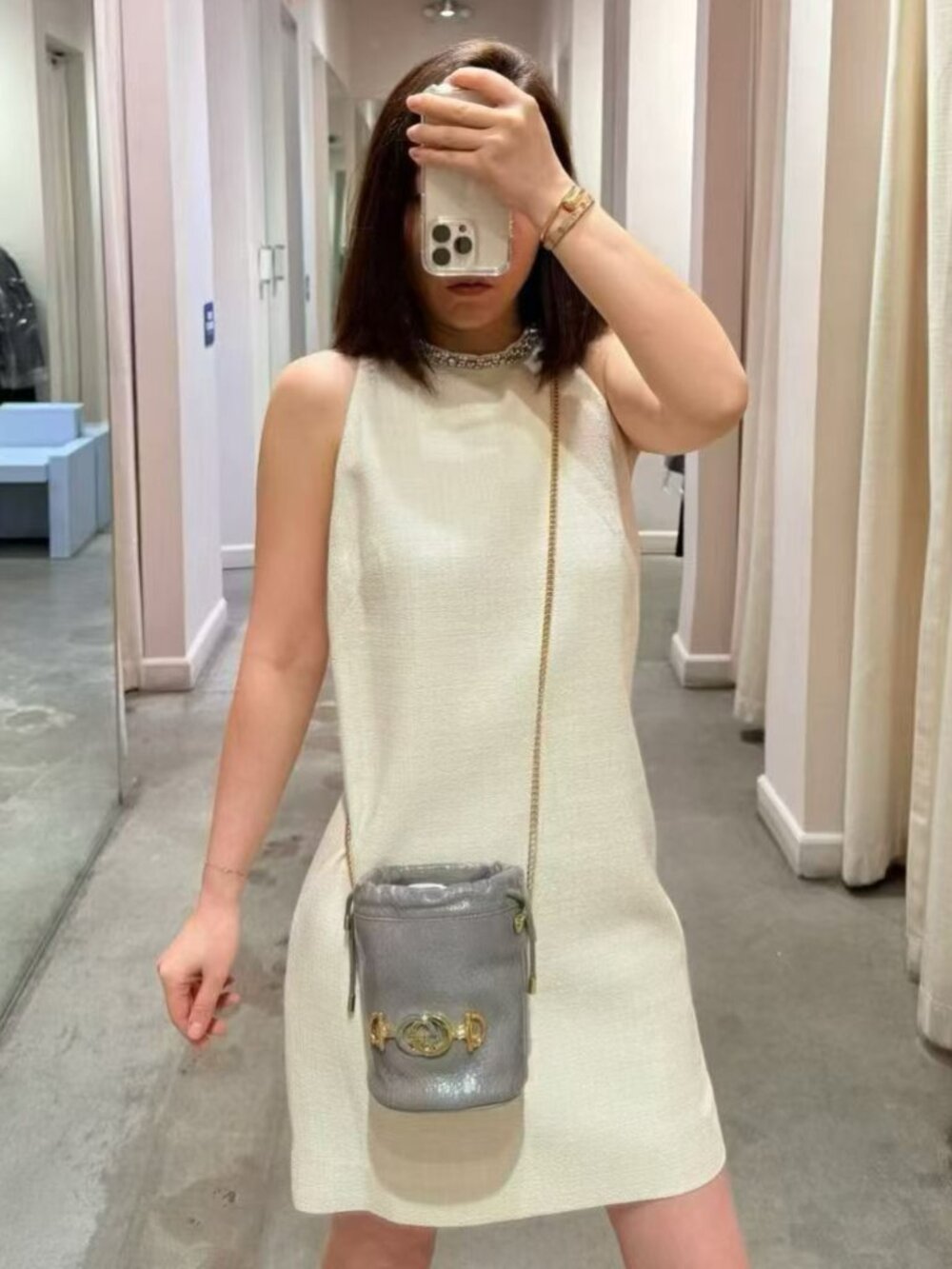 Gucci Zumi Pyhon Snakeskin Mini Bucket Bag Dusty Grey $2850 New in Box - Picture 7 of 8